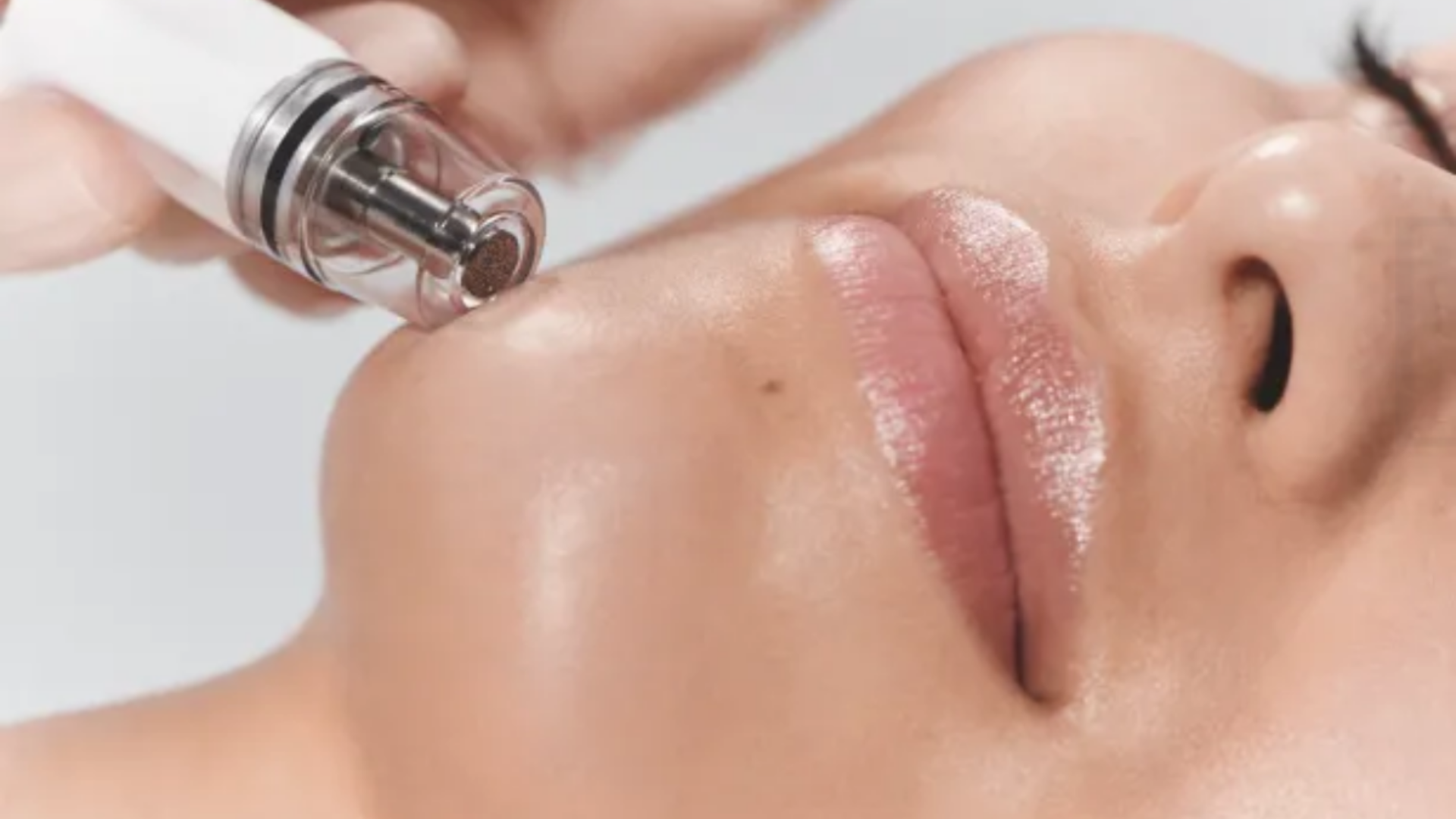 DiamondGlow facial for Summer Skincare Los Angeles